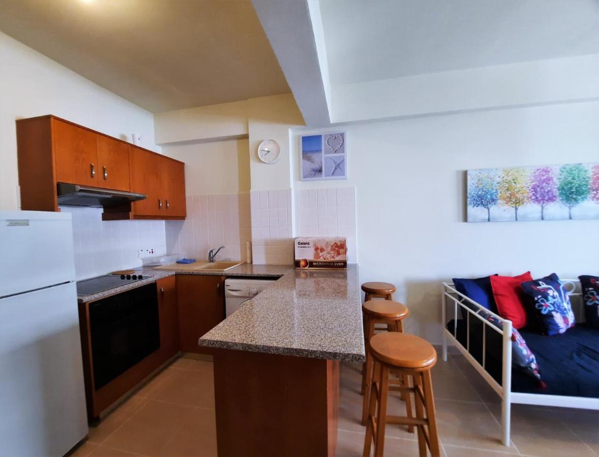 Albert'S Apartments 拉纳卡 外观 照片